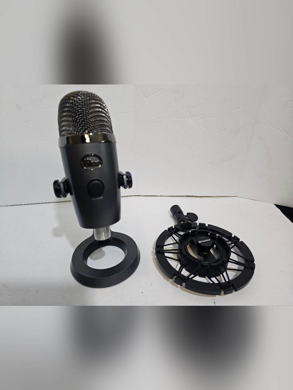 Blue Yeti A00098 USB Microphone W/ Stand And Shock Mount